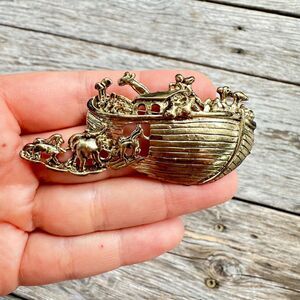 Vintage Noah’s Ark Brooch Noah’s Ark Pin Noah’s Ark Jewelry